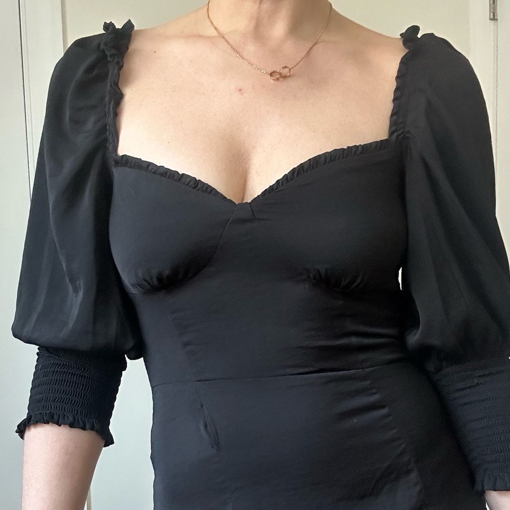 Sweetheart Neck Mini Black Dress - Picture 6 of 10